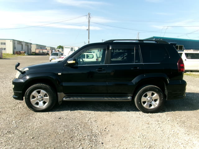 TOYOTA Land Cruiser Prado thumbnail 2