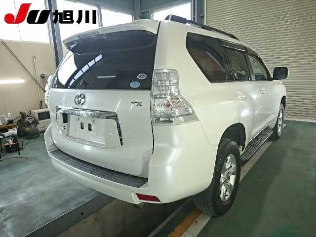 TOYOTA Land Cruiser Prado thumbnail 2