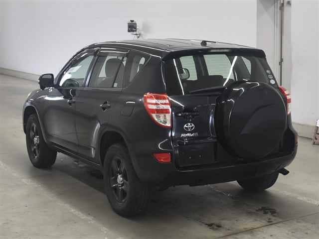 TOYOTA RAV4 thumbnail 8
