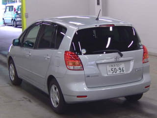 2004 TOYOTA Corolla Spacio