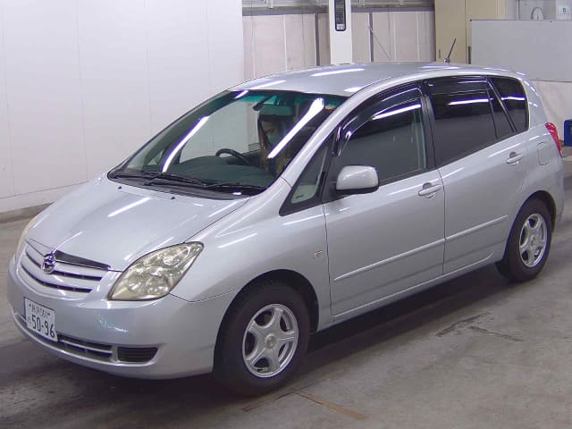 2004 TOYOTA Corolla Spacio
