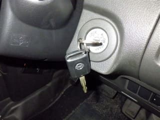 2004 NISSAN X-Trail