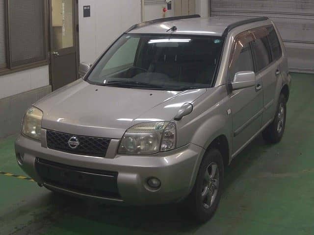 2004 NISSAN X-Trail