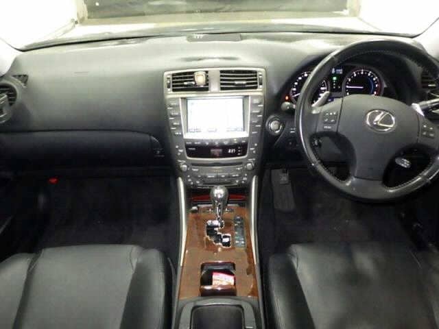 LEXUS IS thumbnail 3
