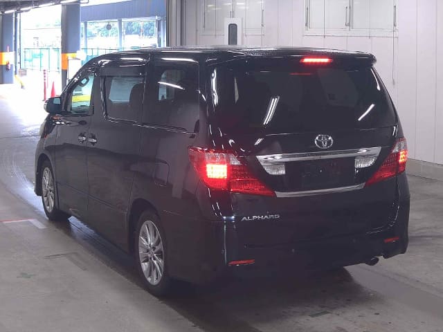 TOYOTA Alphard thumbnail 3