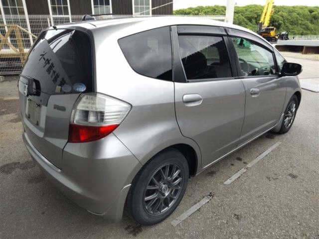 HONDA Fit thumbnail 2