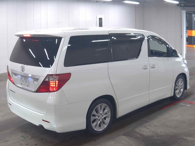 TOYOTA Alphard thumbnail 2