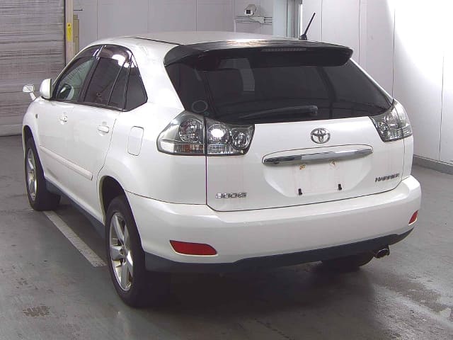 TOYOTA Harrier thumbnail 3