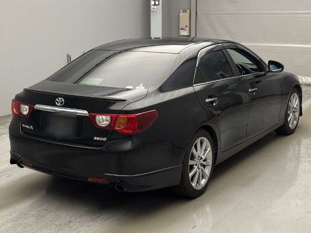TOYOTA Mark X thumbnail 2
