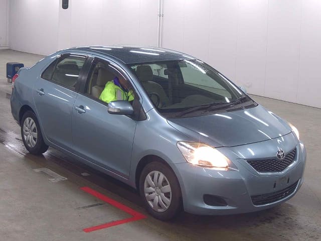 TOYOTA Belta thumbnail 4