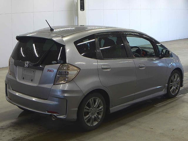 HONDA Fit thumbnail 2