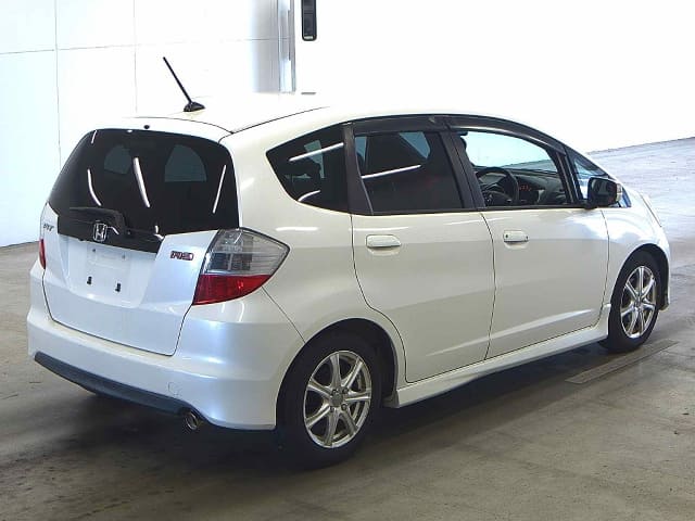 HONDA Fit thumbnail 2