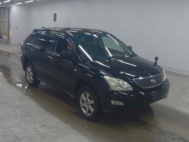 TOYOTA Harrier thumbnail 4