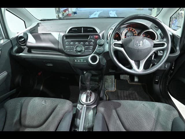 HONDA Fit thumbnail 4