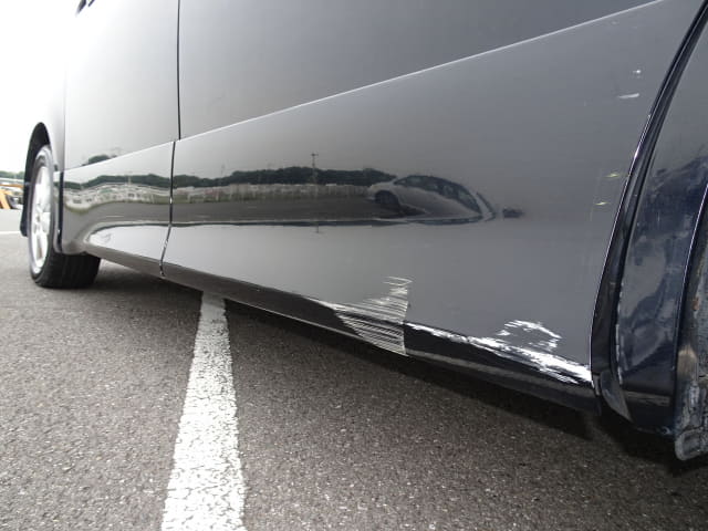 TOYOTA Noah thumbnail 19