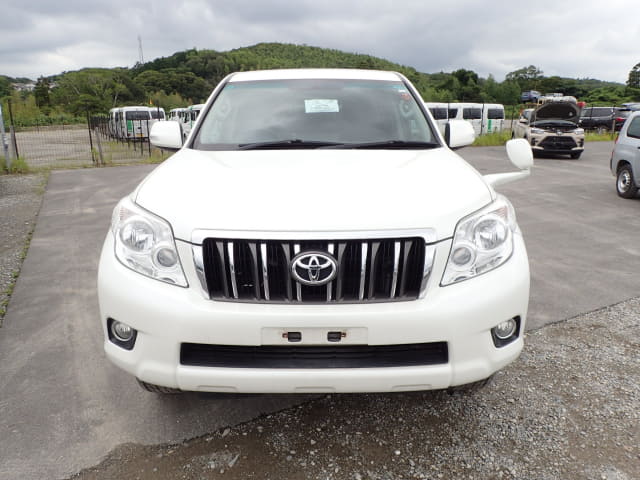 TOYOTA Land Cruiser Prado thumbnail 8