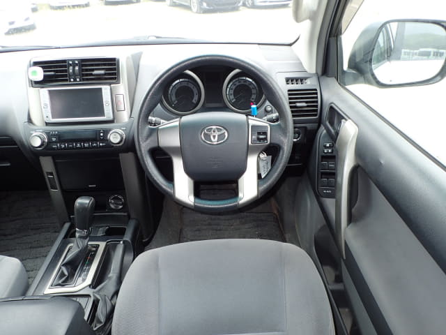 TOYOTA Land Cruiser Prado thumbnail 33