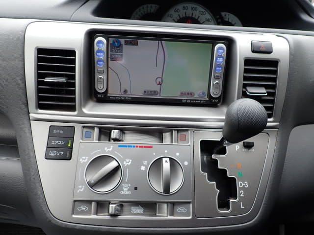 TOYOTA Raum thumbnail 34