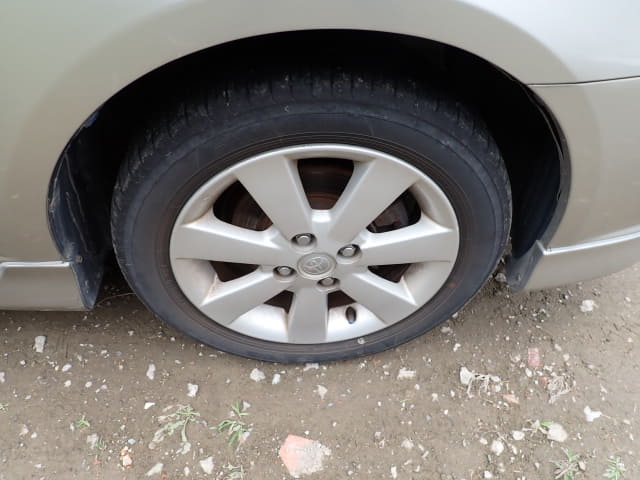 TOYOTA Raum thumbnail 9