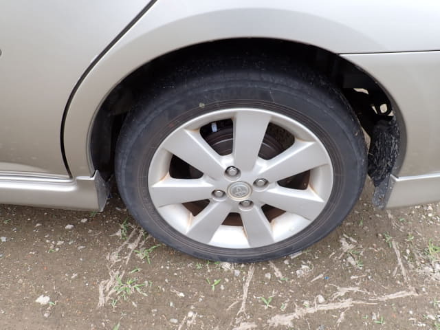 TOYOTA Raum thumbnail 11