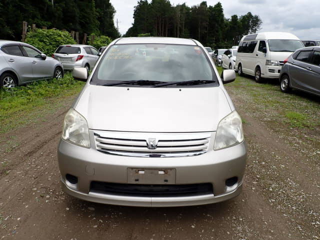 TOYOTA Raum thumbnail 8