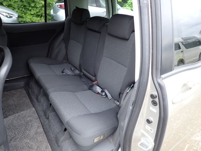 TOYOTA Raum thumbnail 27
