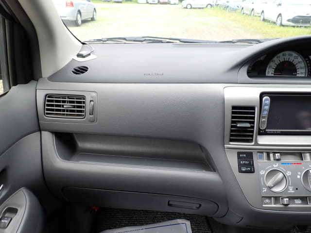 TOYOTA Raum thumbnail 31