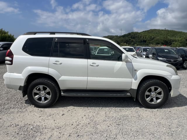 TOYOTA Land Cruiser Prado thumbnail 6
