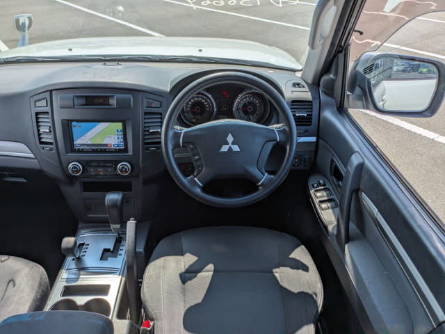 MITSUBISHI Pajero thumbnail 33