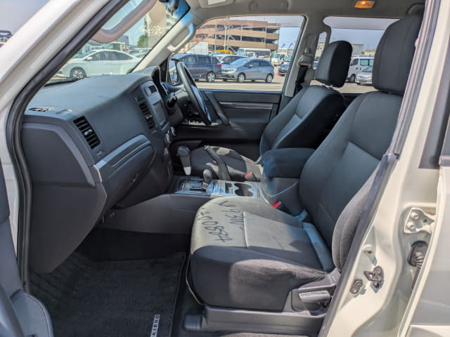 MITSUBISHI Pajero thumbnail 26