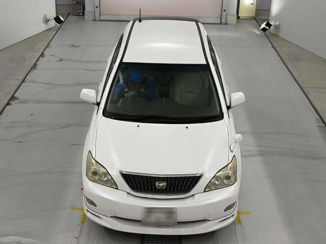 TOYOTA Harrier thumbnail 8