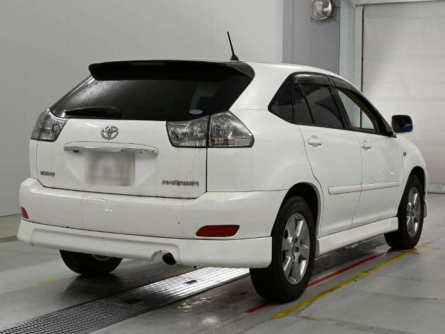 TOYOTA Harrier thumbnail 2