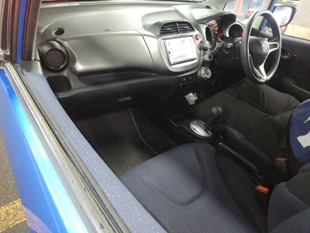 HONDA Fit thumbnail 3