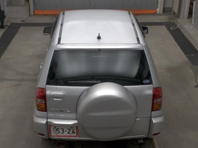 TOYOTA RAV4 thumbnail 7