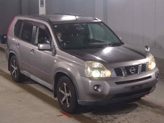 2010 NISSAN X-Trail