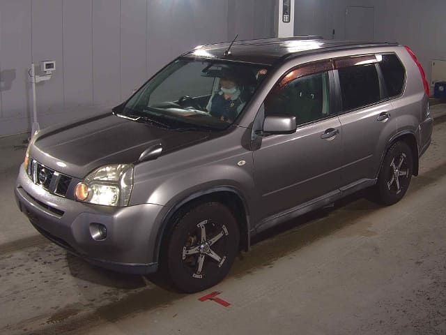 2010 NISSAN X-Trail