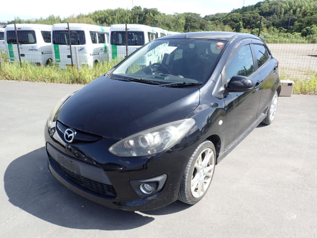 MAZDA Demio