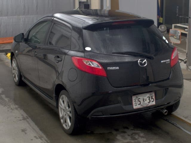 MAZDA Demio thumbnail 2