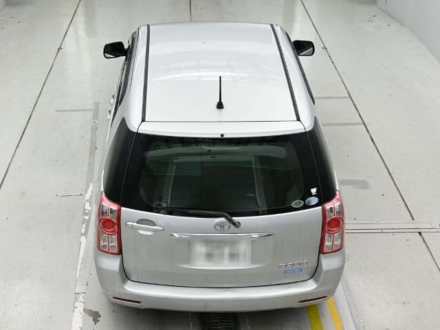 TOYOTA Raum thumbnail 8