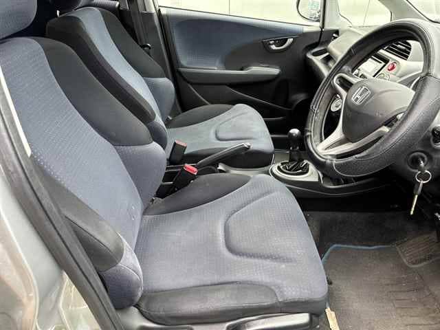 HONDA Fit thumbnail 5