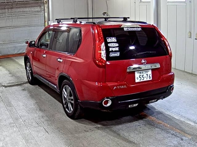 NISSAN X-Trail thumbnail 5