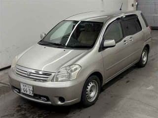 2004 TOYOTA Raum