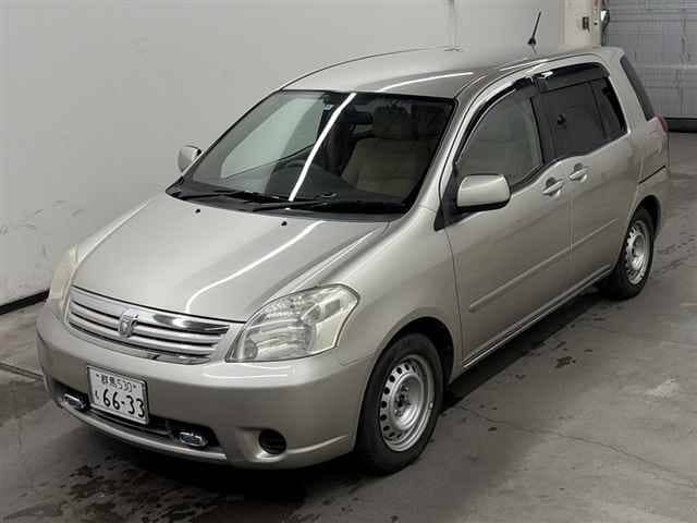 2004 TOYOTA Raum