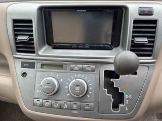 2004 TOYOTA Raum