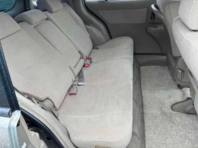 TOYOTA Raum thumbnail 6