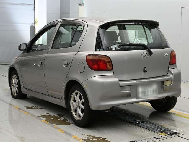 TOYOTA Vitz thumbnail 7