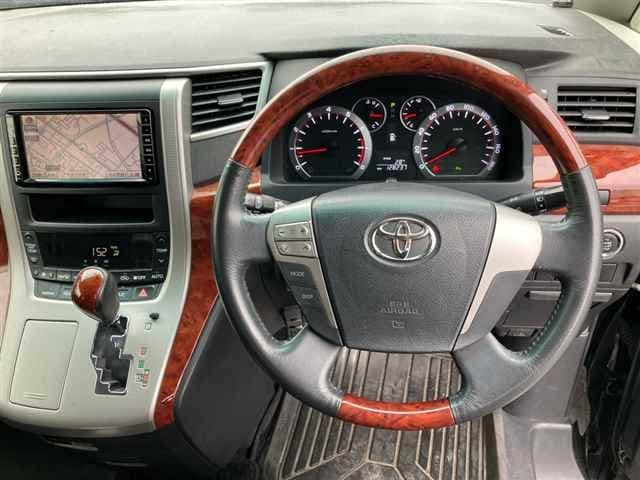 TOYOTA Vellfire thumbnail 3