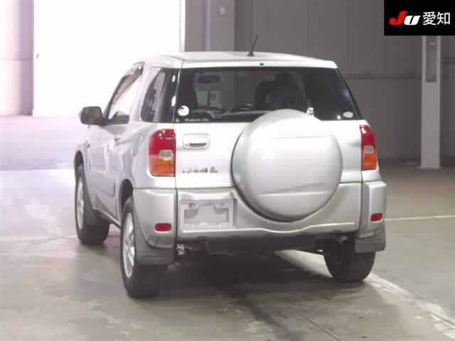 TOYOTA RAV4 thumbnail 2
