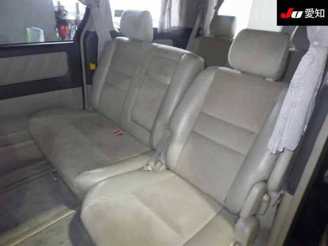 TOYOTA Alphard thumbnail 5
