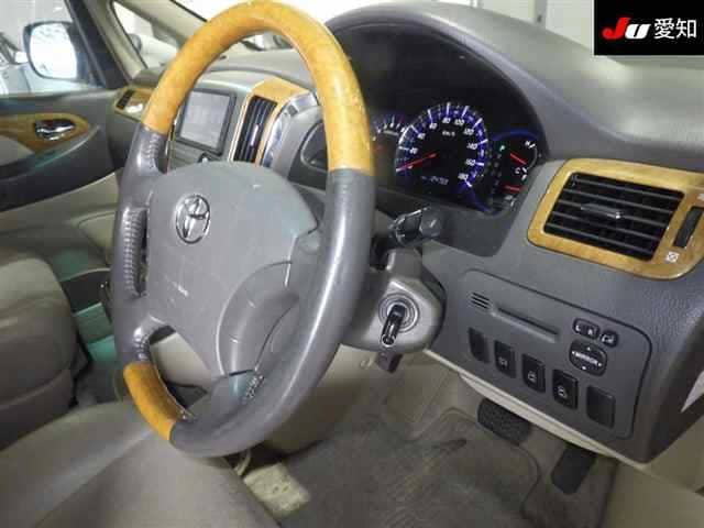 TOYOTA Alphard thumbnail 4